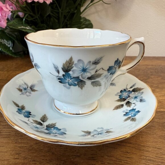 Colclough Blue Floral Bone China Teacup Saucer Gold Trim England Ridgway Pottery - Picture 1 of 7